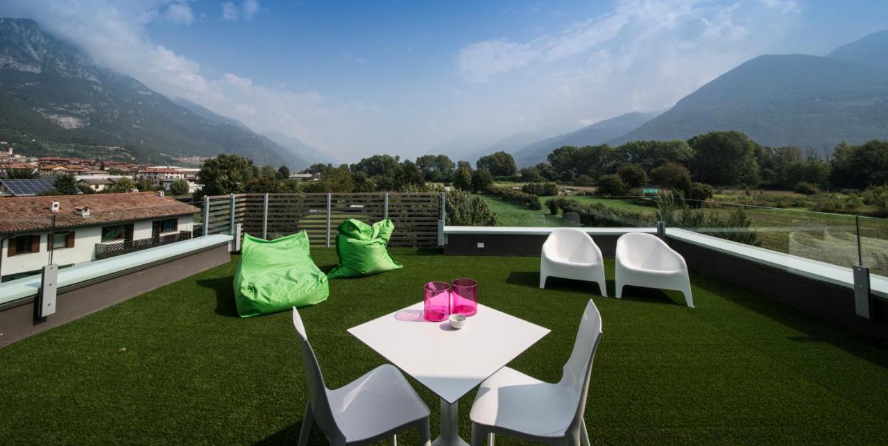Art B&B Design Costa Volpino Exterior photo